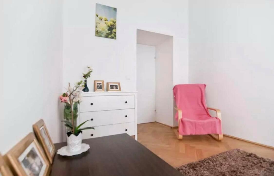 Marvelous Midtown Apartment Vienna Exterior photo